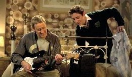 家里比较烦在线观看,揭秘家庭生活烦恼的喜剧之旅